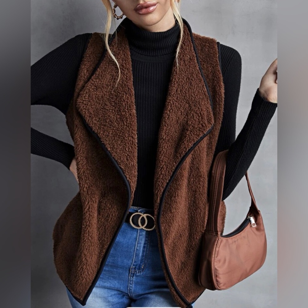 NWOT teddy vest in chocolate brown